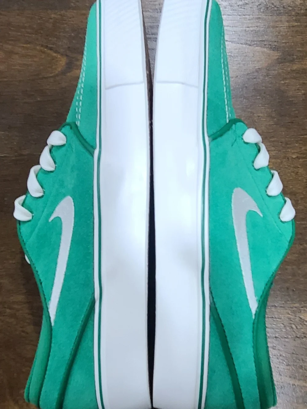 Nike SB Stefan Janoski Pine Green Sail (Grade School) Kid's 6Y / Women's 7.5